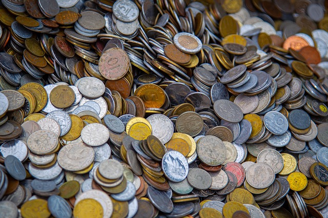 mnoho mincí